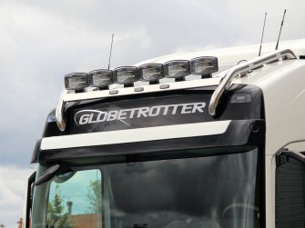 Lampenbügel CROSSBAR für den neuen Volvo FH Globetrotter XL 2013 / Euro 6